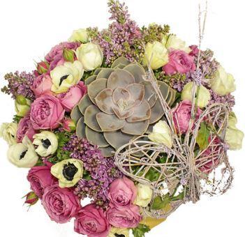 Refined Bouquet with Succulent