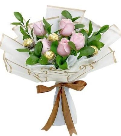 Roses and Chocolates Bouquet